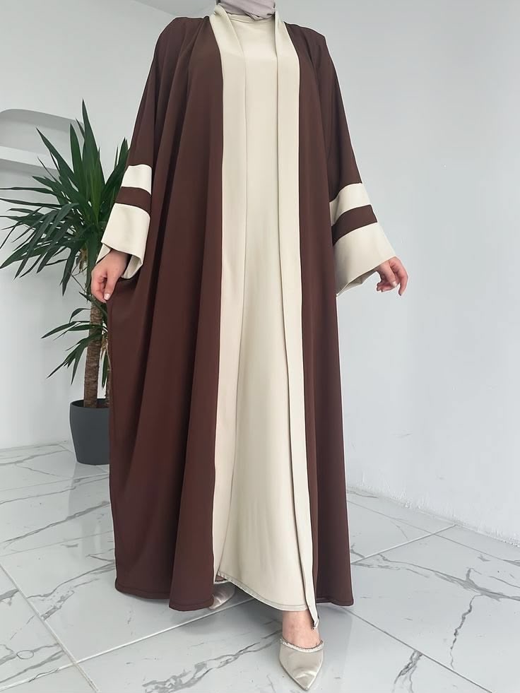 2c6f3fed-3081-4a9b-babc-9b6e67e6fdc9 Chocolate Brown & Cream Contrast Open Abaya 2 pcs